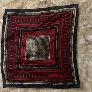 100% authentic Christian dior scarf perfect condition